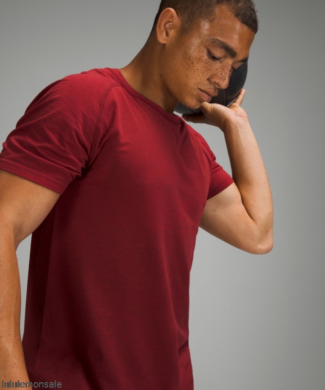 Lululemon Deutschland DELULU776 | Dunkelrot Metal Vent Tech Kurzarmshirt 20